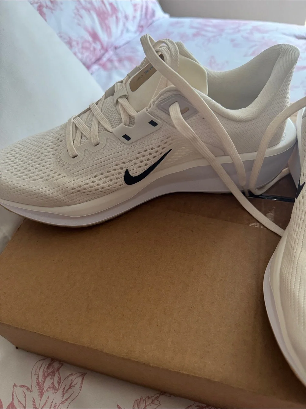 Nike Women’s Cream and Gold ComfRide Training Sneakers